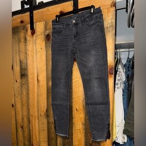 KanCan Women's Skinny Jeans in Washed Black